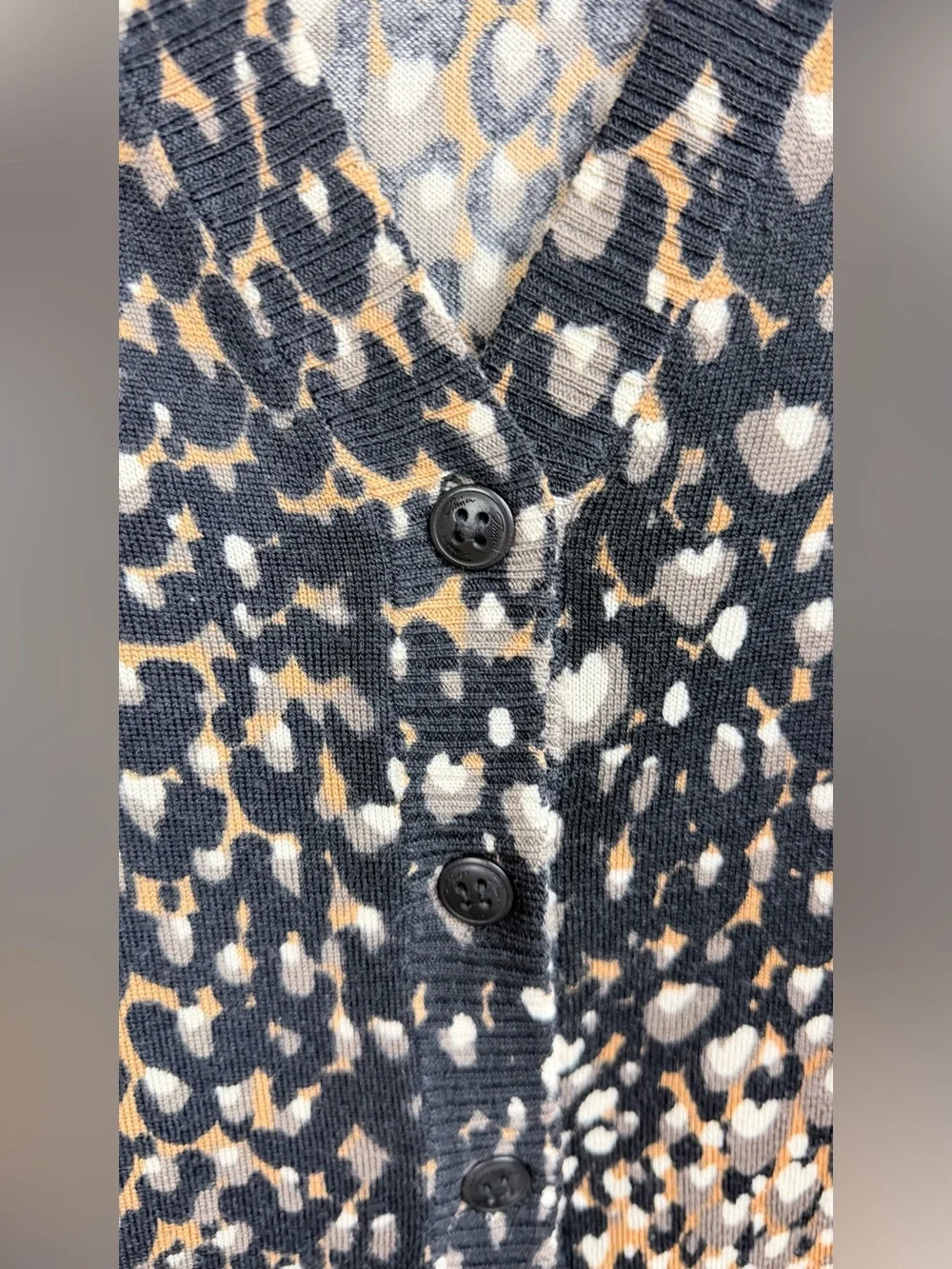 Tory Burch Lightweight Button-Up Leopard Long Sleeve Cardigan Sweater Size M